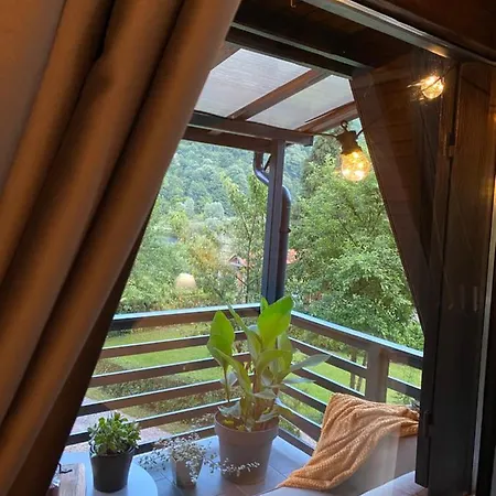 Alpstuga Vikendica Bella